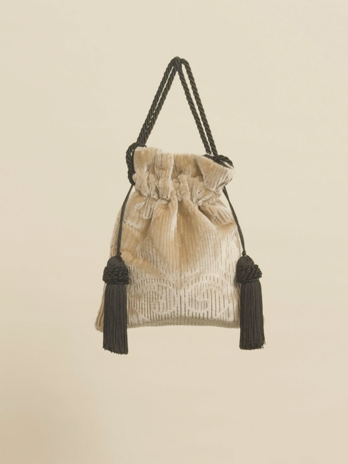 VENETIAN BROCADE POWER POUCH -Cream