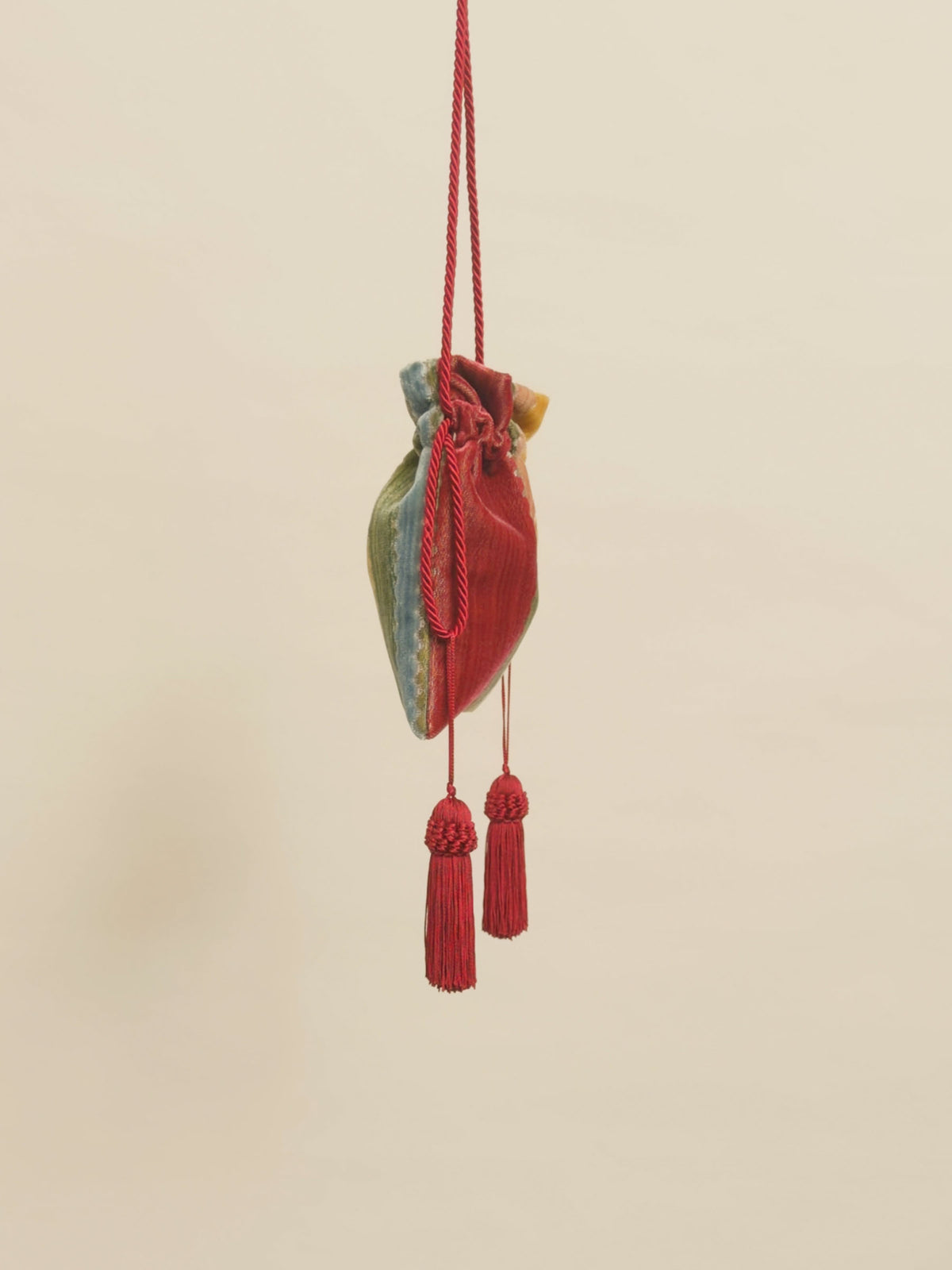 VENETIAN BROCADE POWER POUCH - Candy