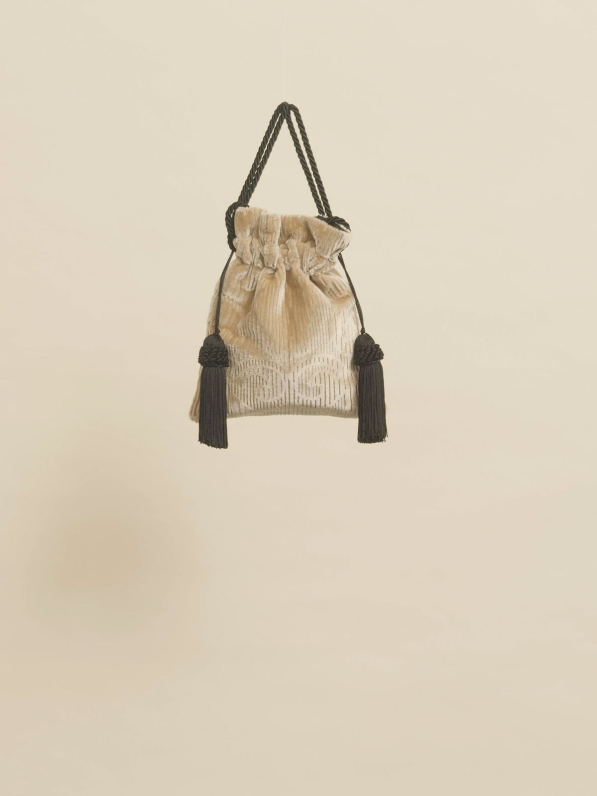 VENETIAN BROCADE POWER POUCH -Cream